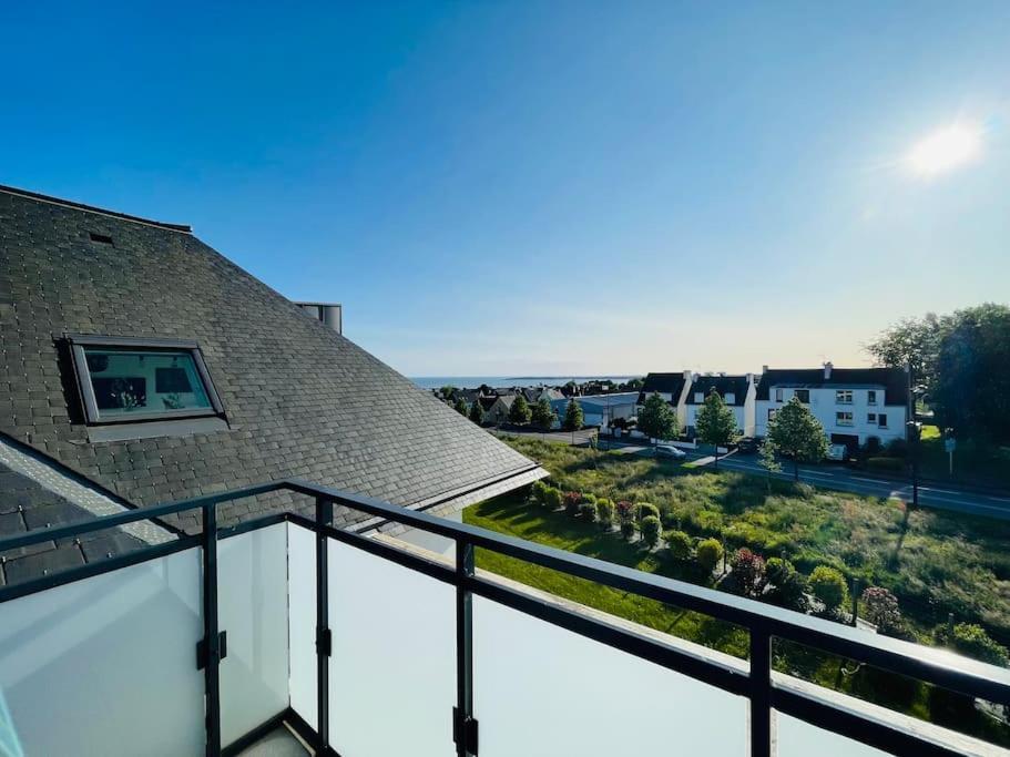 Appartement Lumineux Et Spacieux, Terrasse Et Parking Prive Concarneau Esterno foto