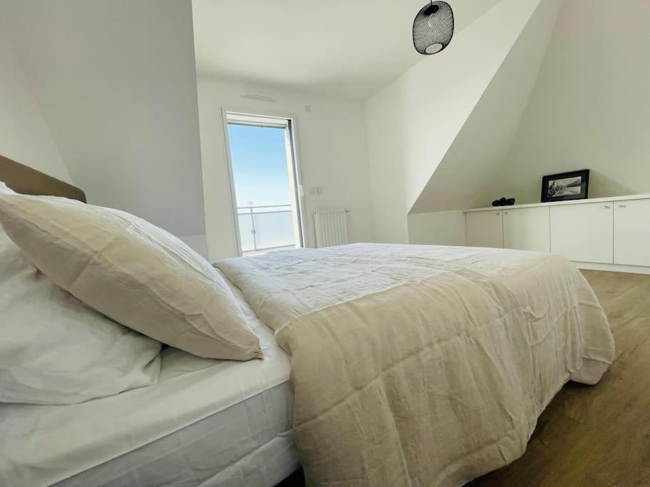 Appartement Lumineux Et Spacieux, Terrasse Et Parking Prive Concarneau Esterno foto